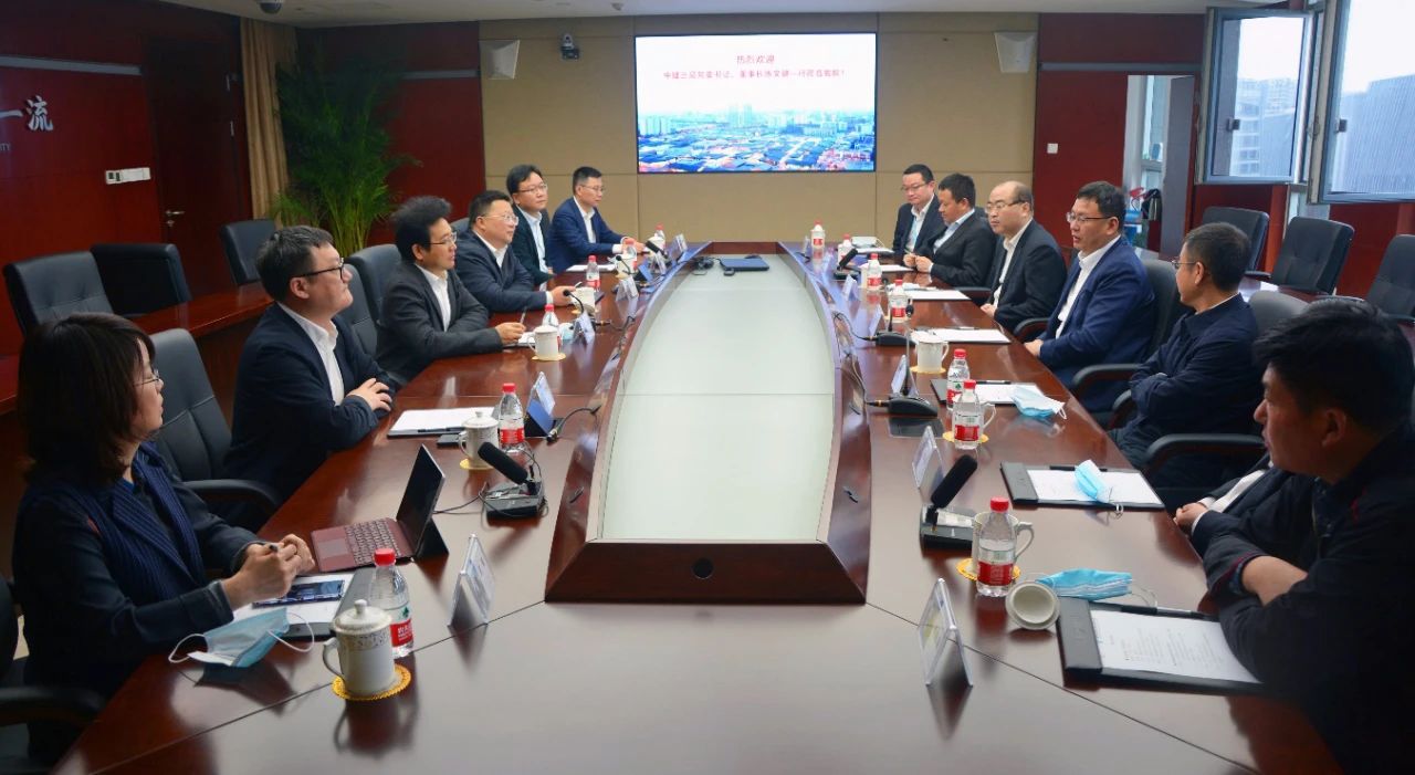 (党委办公室)主任李立,以及中建西南院企业策划与管理部,总承包事业部